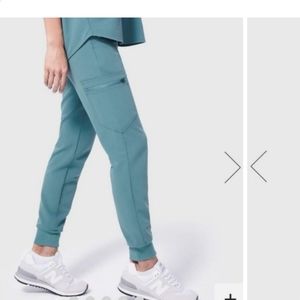 Figs hydrogreen zamora jogger